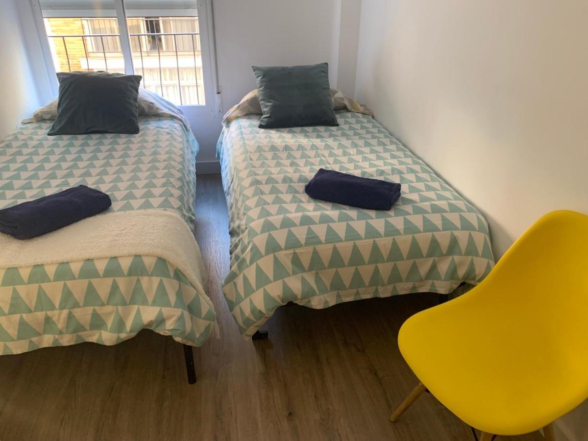 Ferienwohnung Centro Grupos Malaga Parking Gratis 3 Exterior foto